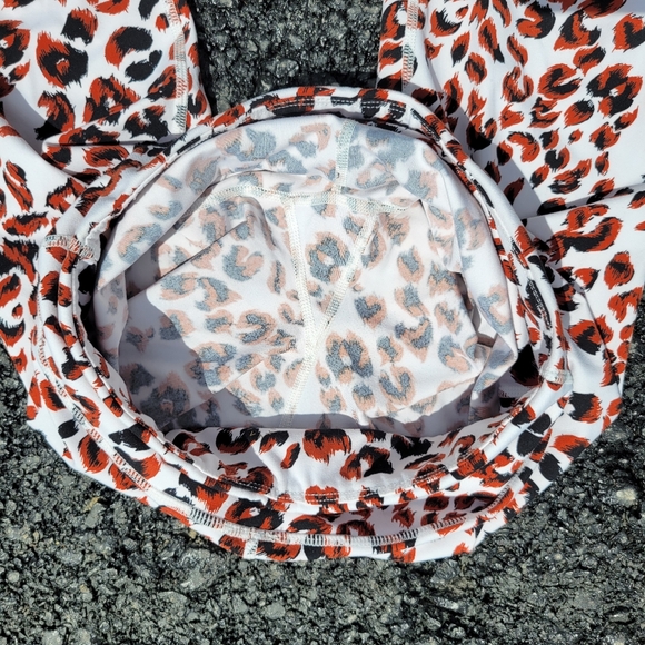 Duncan Legging in Buckthorn Cheetah Varley Size Small - Picture 7 of 14